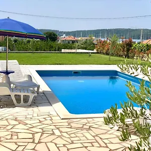 Teo Apartment Trogir